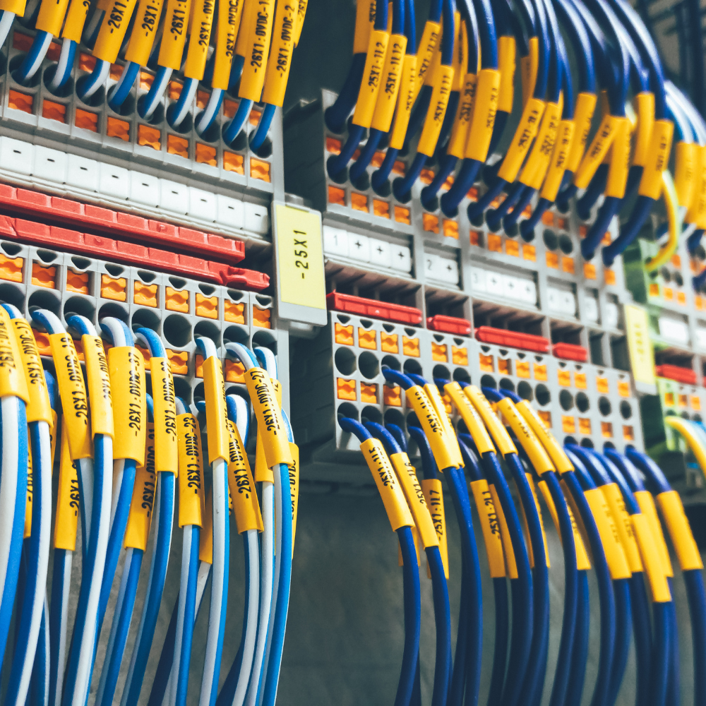 elektroanlagen installation viele verkabelungen von st elektrotechnik